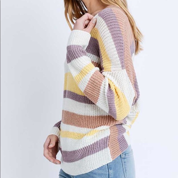 LAST SIZE MEDIUM Twist Back Striped Top - Picture 5 of 7